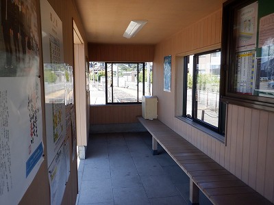 �z�m���w�摜