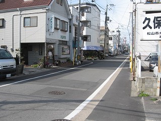 踏切より
