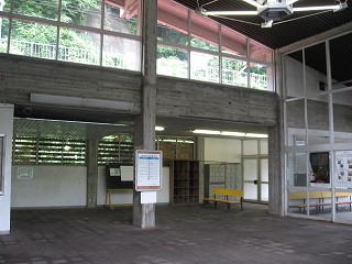 駅舎内