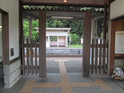 改札口