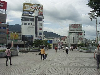 駅前