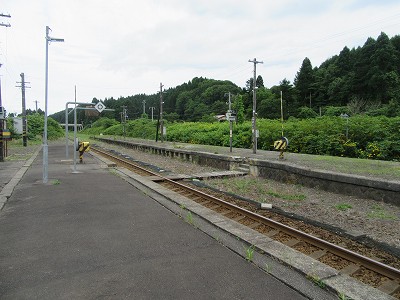 駅舎付近