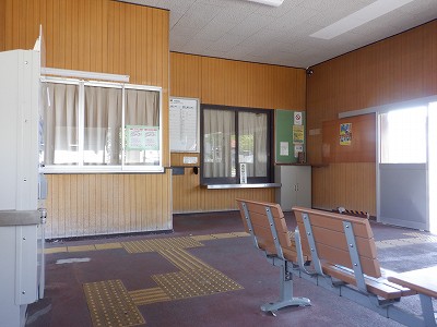 �{�Ô��w�摜