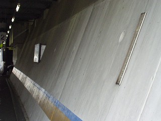 駅名標など