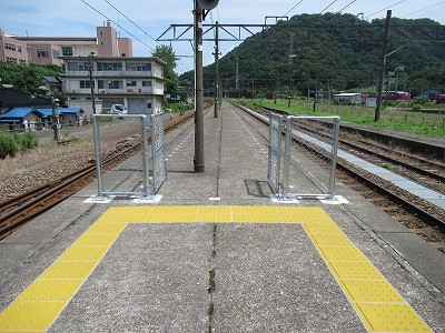 柵