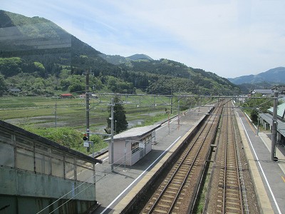 跨線橋より