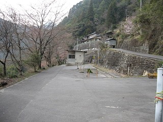 駅入口