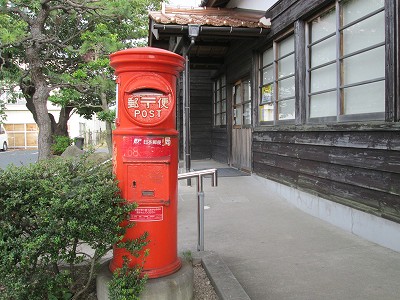 丸形ポスト