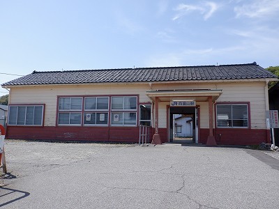 ���x�R�w�摜