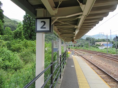 のりば番号標など