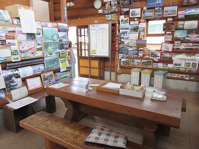 駅舎内
