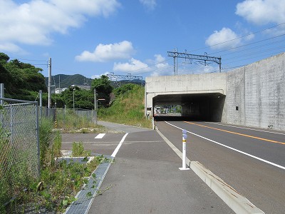 トンネル